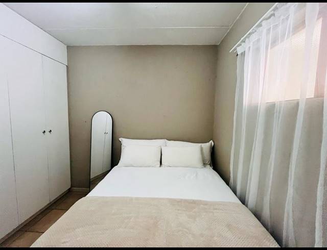 2 BEDROOM HOUSE FOR SALE IN FERNDALE